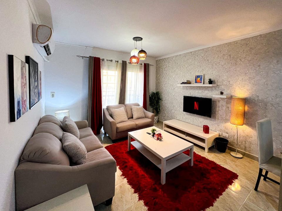 Communal lounge/ TV room, TV and multimedia, Living room, Seating area