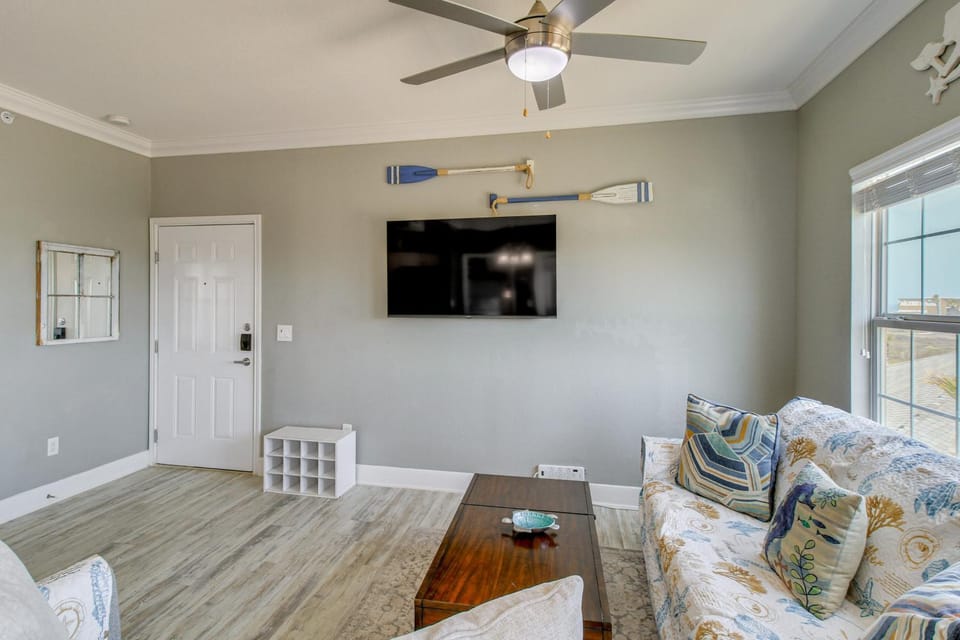 Walk to Beach: Corpus Christi Gem on Padre Island! House in North Padre Island