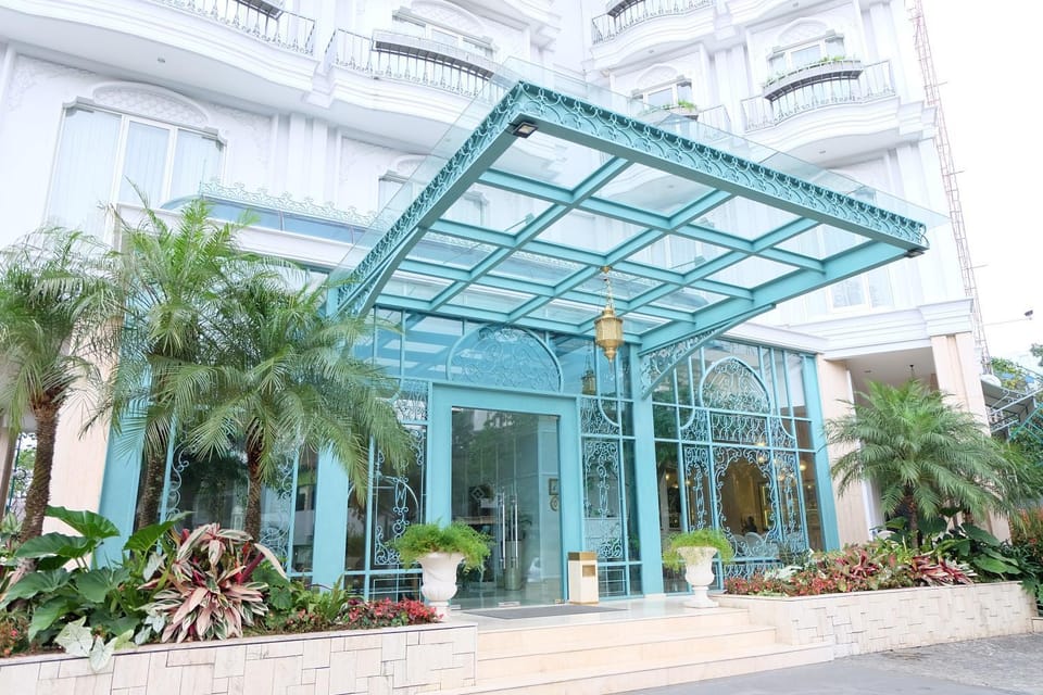 Facade/entrance, Day