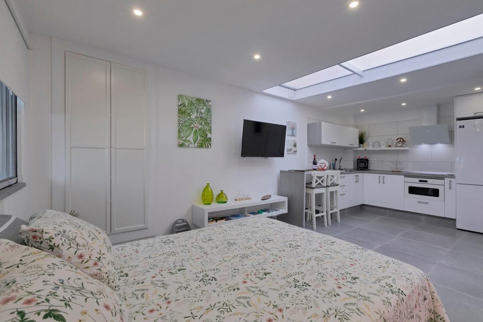 Living room, Bedroom