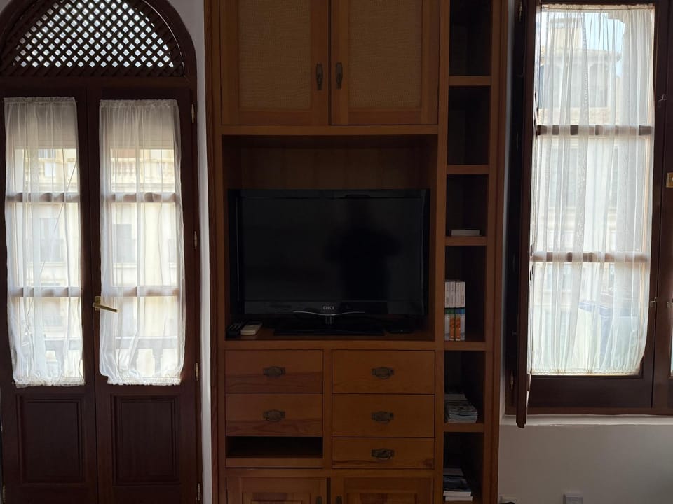 TV and multimedia