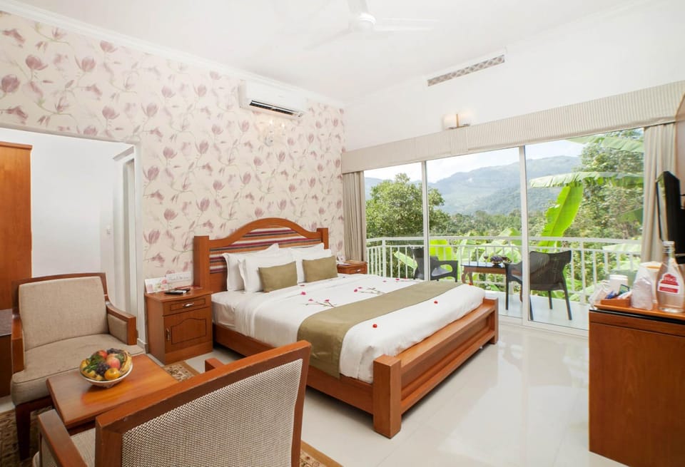 Bed, Natural landscape, View (from property/room), Balcony/Terrace, Living room, Photo of the whole room, Seating area, Bedroom, Mountain view, air conditioner