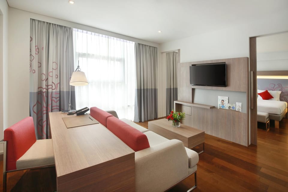 Living room, Bedroom