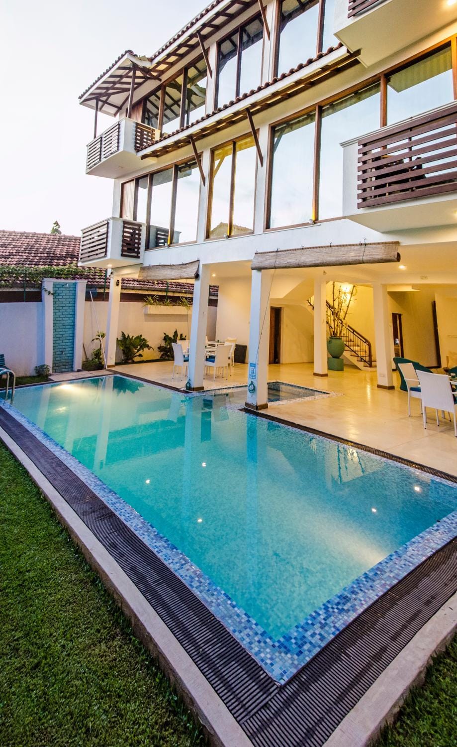 Day, Swimming pool, Swimming pool
