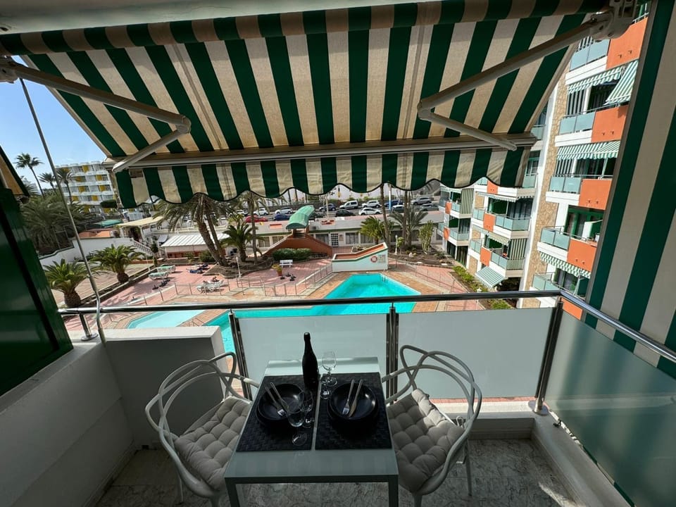 Property building, Day, View (from property/room), Balcony/Terrace, Dining area, Pool view, Swimming pool