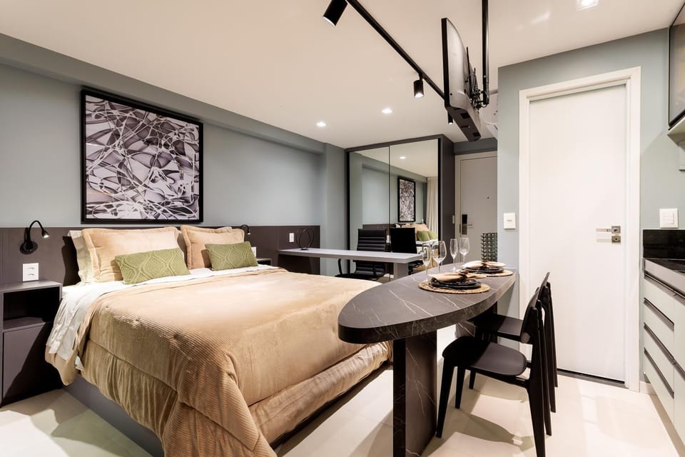 Bed, Photo of the whole room, Dining area, Bedroom, wardrobe
