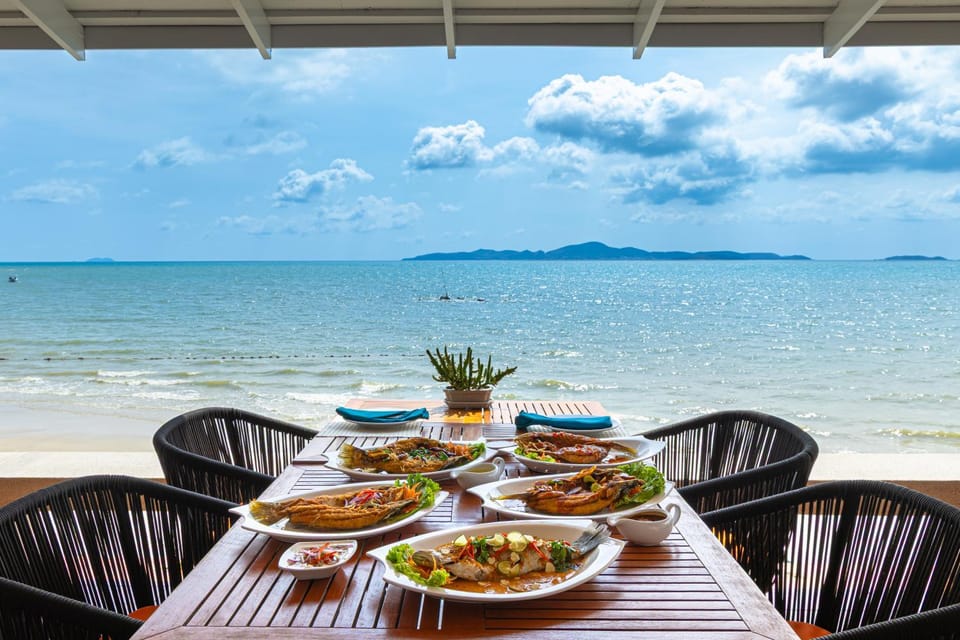 Restaurant/places to eat, Food and drinks, Sea view