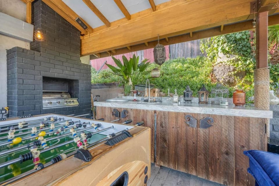Middlebury Heights with Pool House in West Hills