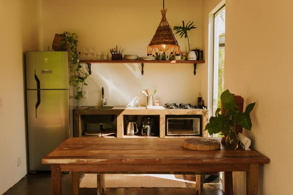 Kitchen or kitchenette, Dining area, Dinner, stove
