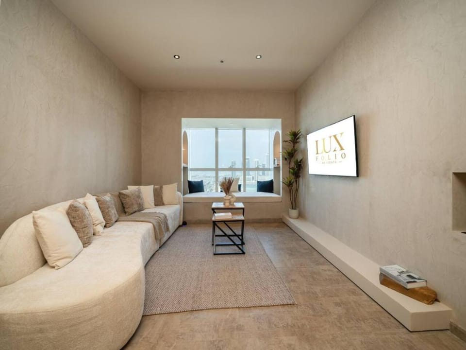 Upgraded Stylish Living with Private Steam Room Apartment in Dubai