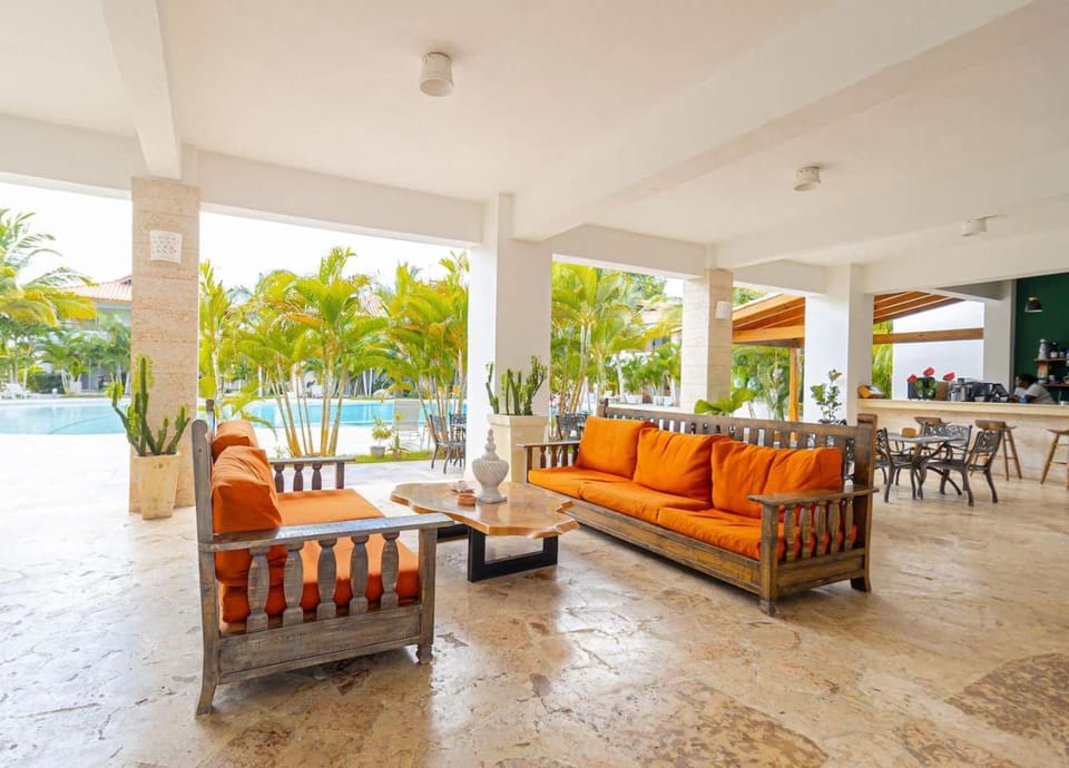 Seating area, Swimming pool