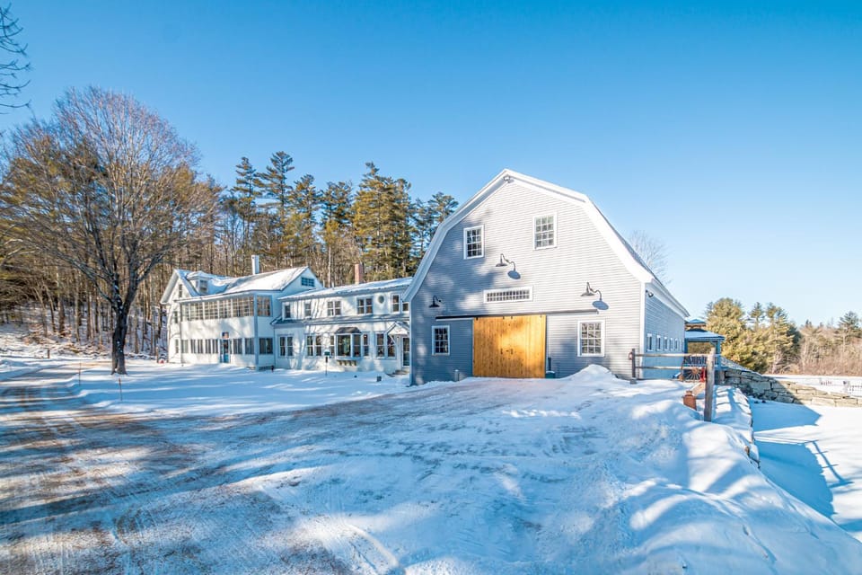 Huge Farmhouse Estate on South Pond with Extreme Privacy: Host Weddings House in Maine