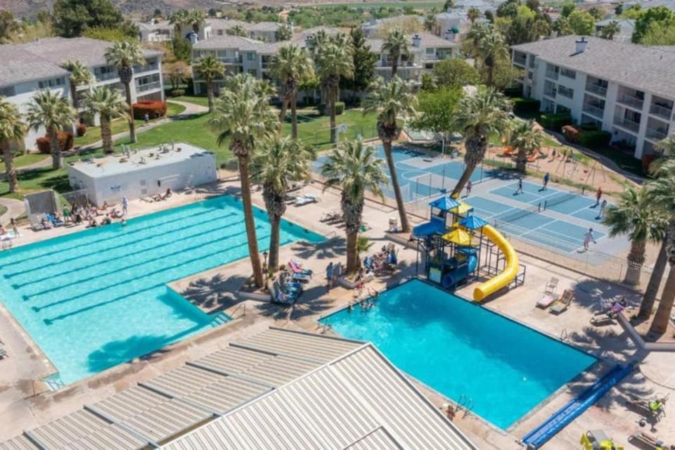 Pool view