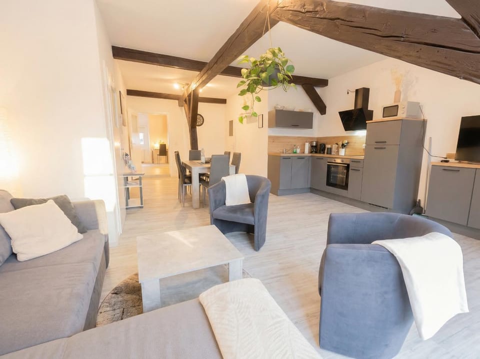 Living room, Seating area, Dining area, kitchen