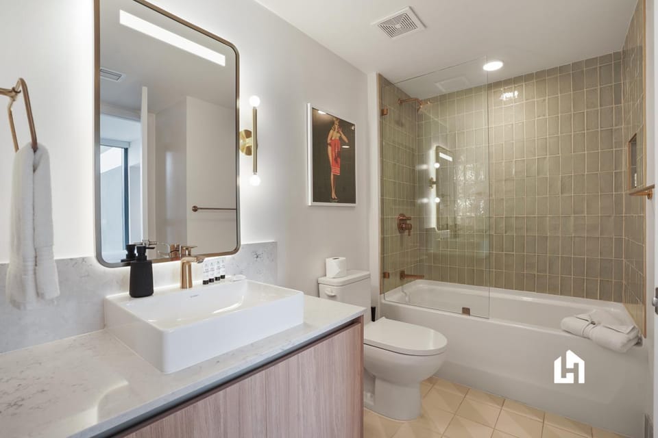 Toilet, Bathroom, Bath