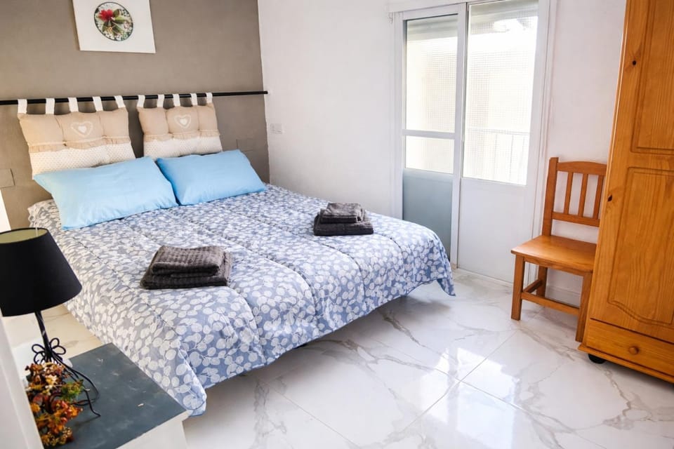 Bed, Balcony/Terrace, Photo of the whole room, Bedroom, towels, wardrobe