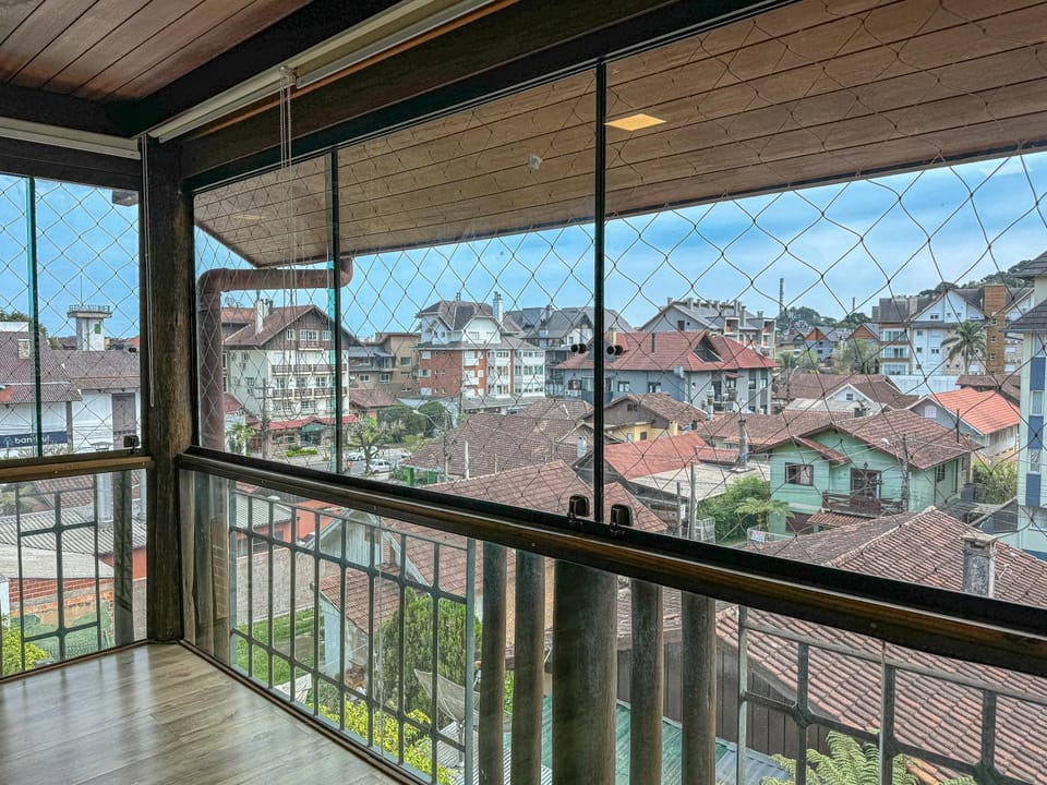 View (from property/room), Balcony/Terrace, Living room
