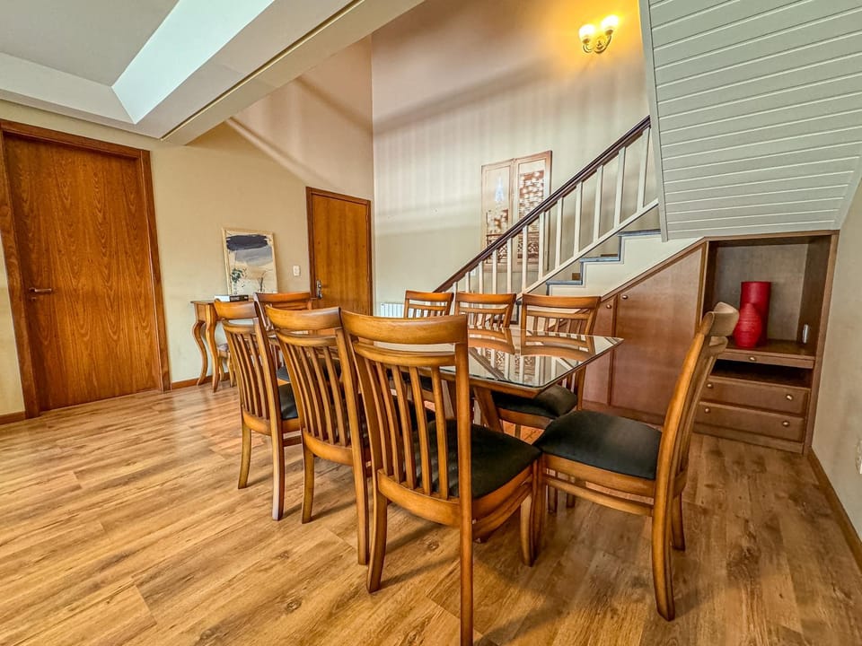 Living room, Dinner