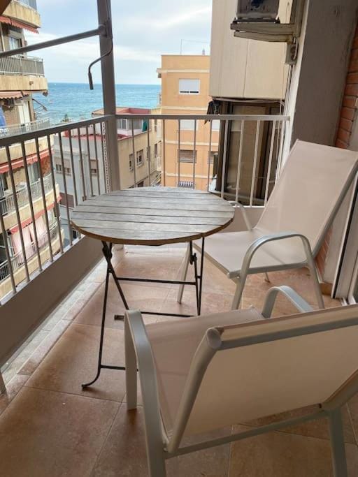 Coastal Charm in Alicante Apartment in Alicante