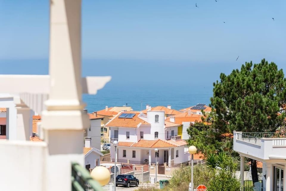 Villa Serenity Tapada - Pool, Cinema Room & Gym Villa in Nazaré