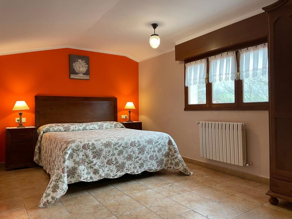 Bed, Bedroom, internet