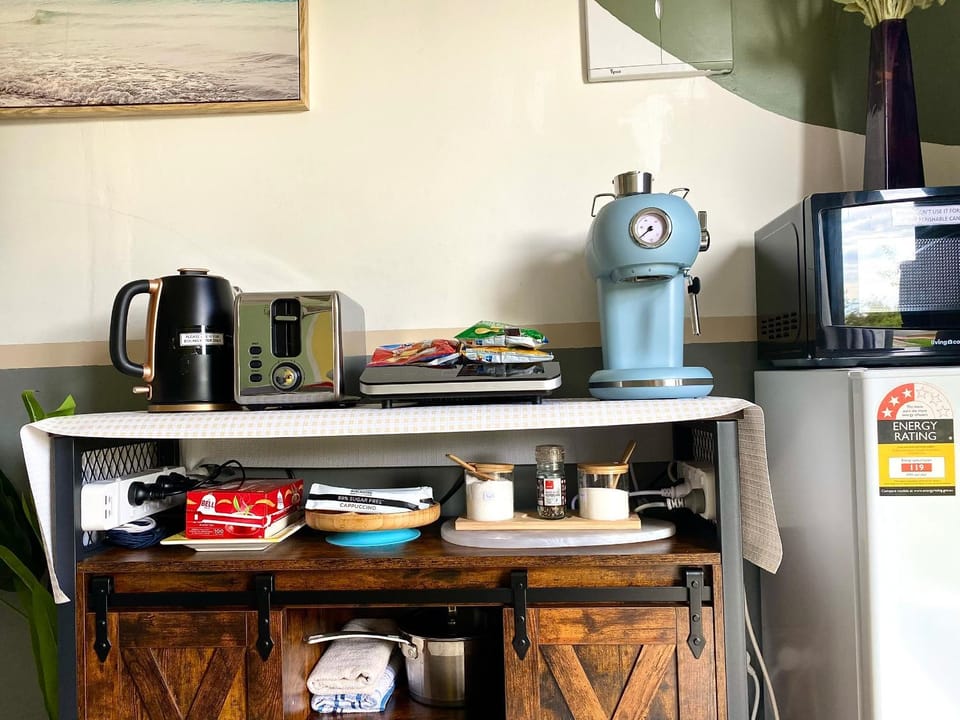 Snug-as-a-Bug Sleep House Apartment in Dunedin