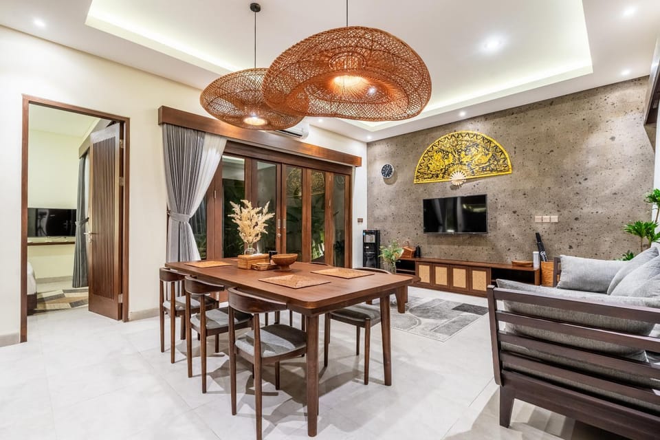 TV and multimedia, Living room, Dining area