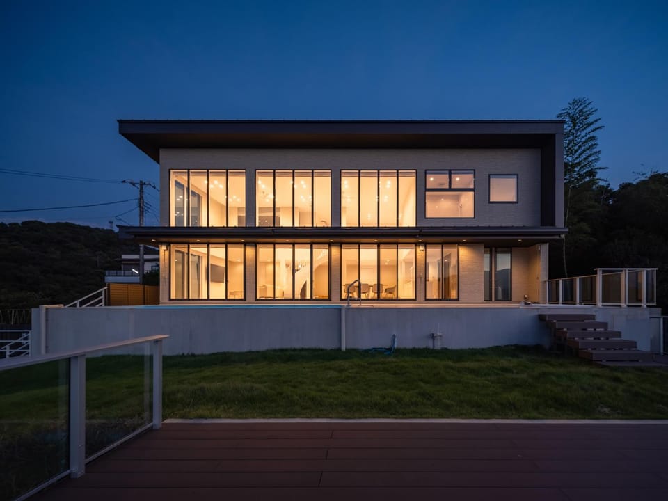 Property building, Night