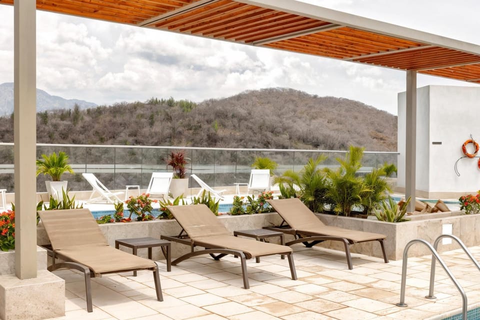 Pool view, Swimming pool