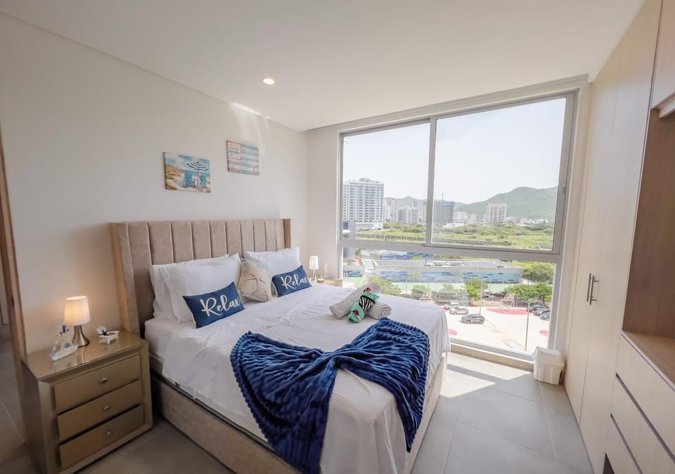 Bed, Natural landscape, Photo of the whole room, Bedroom, Mountain view, towels