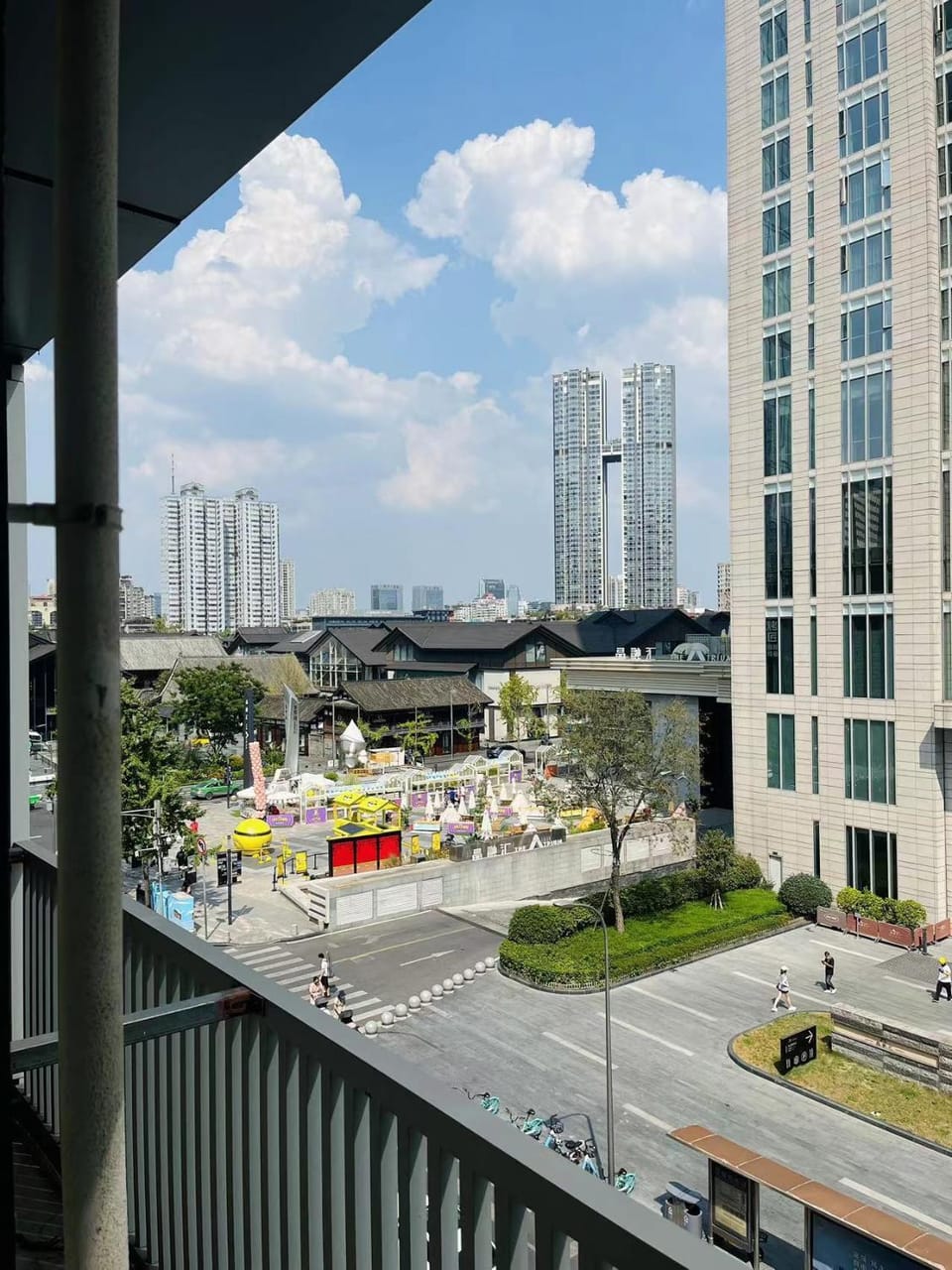 Property building, Neighbourhood, City view, Street view, Location