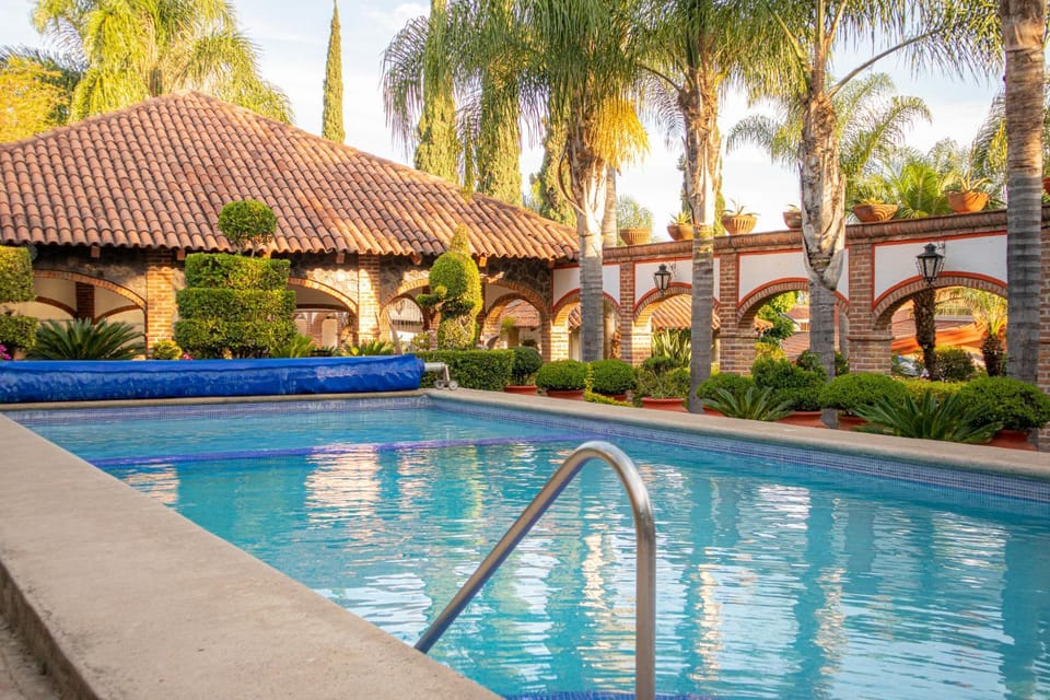 Swimming pool, Swimming pool