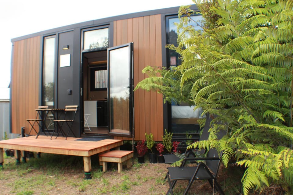 Cozy Cabin2 at Dairy Flat Farm Cabin in Auckland Region