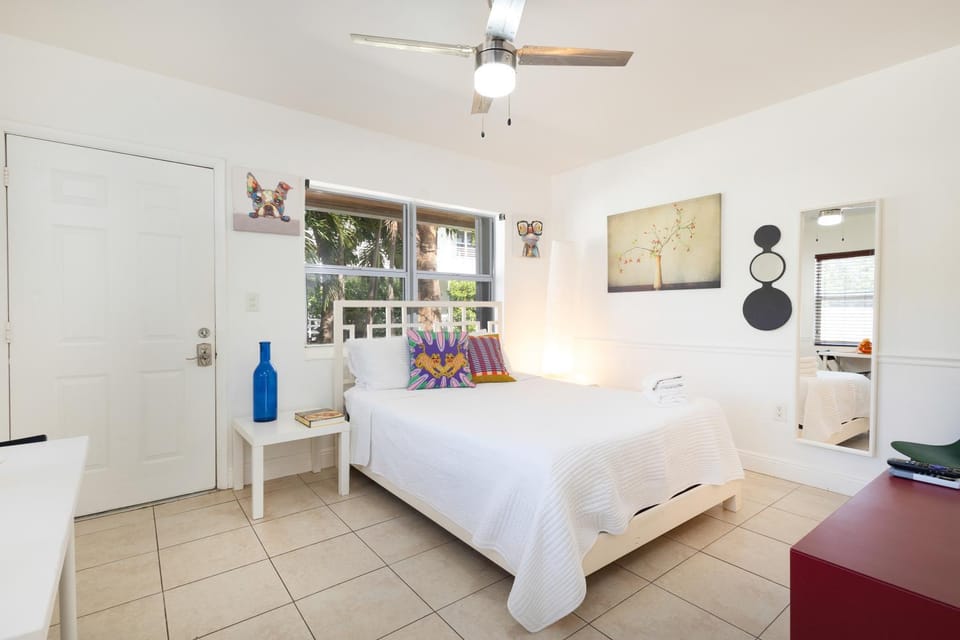 B11 Design District Studio Short drive 2 beach Apartment in Miami