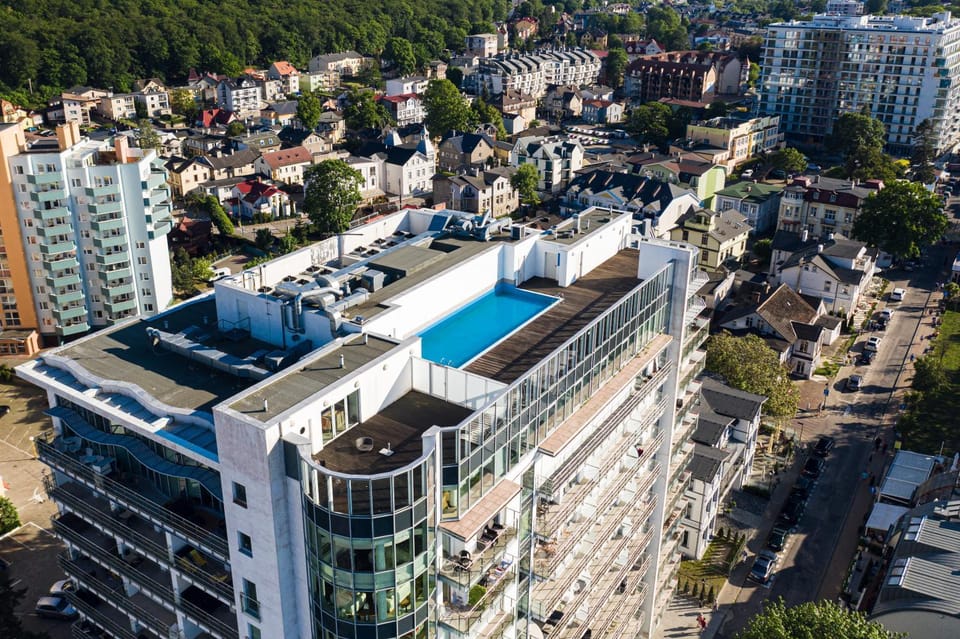 Bird's eye view, Swimming pool, Swimming pool