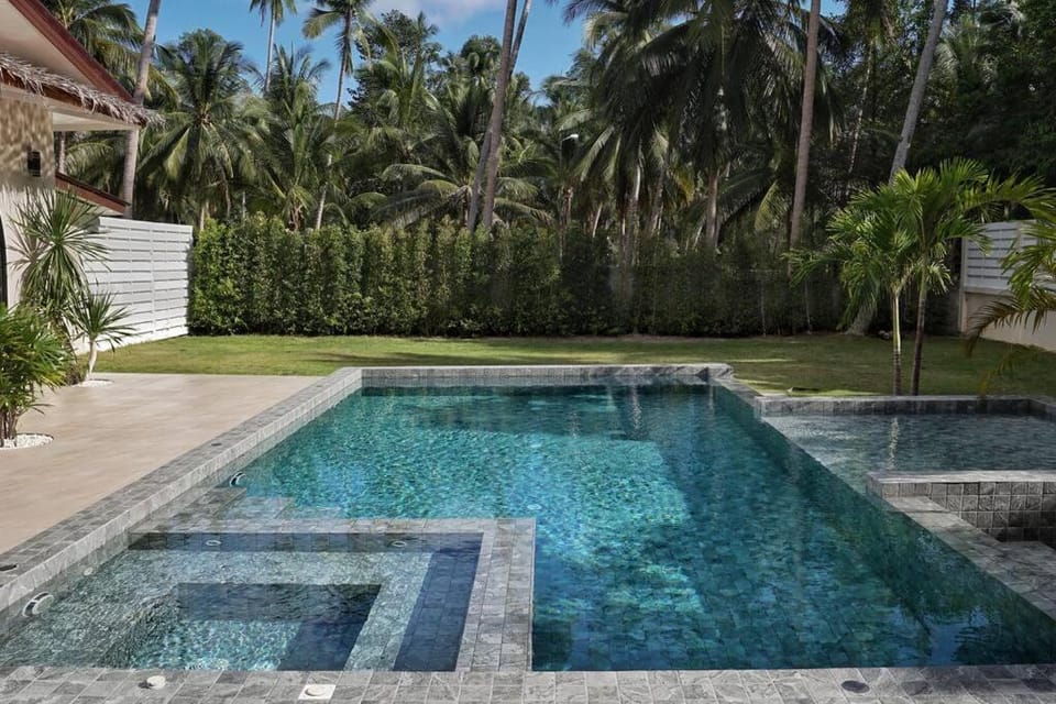Balcony/Terrace, Garden view, Pool view, Swimming pool