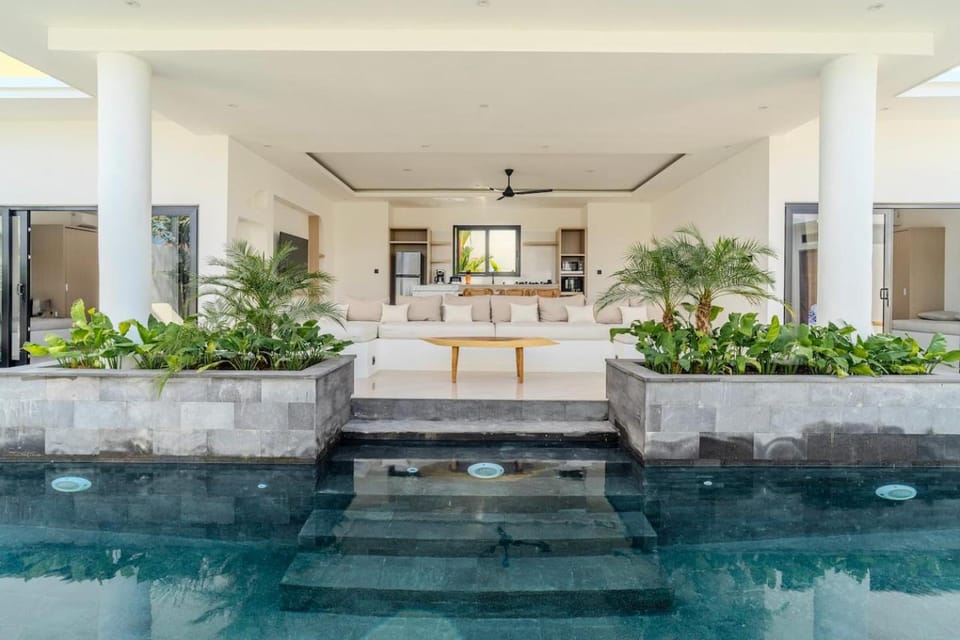 Living room, Pool view, Swimming pool
