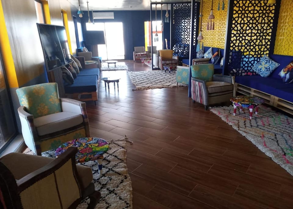 Communal lounge/ TV room, Seating area