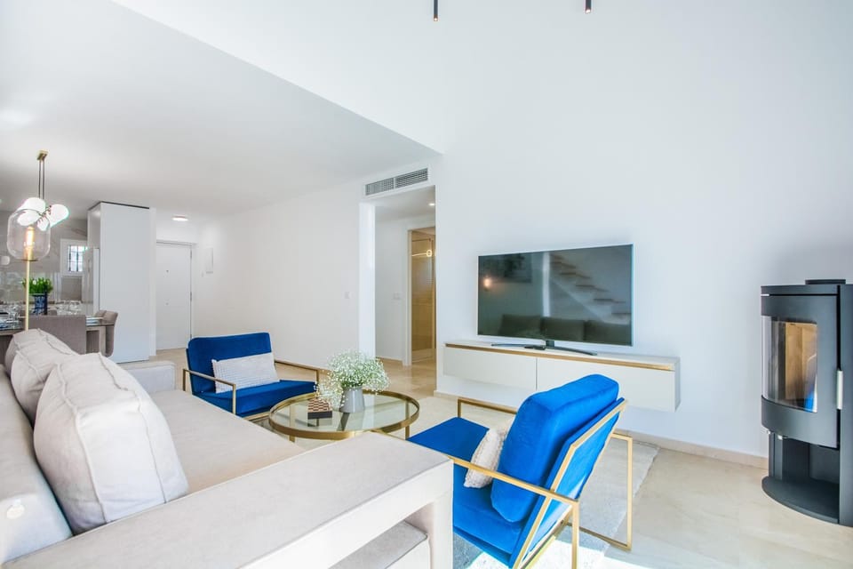 Living room, Seating area