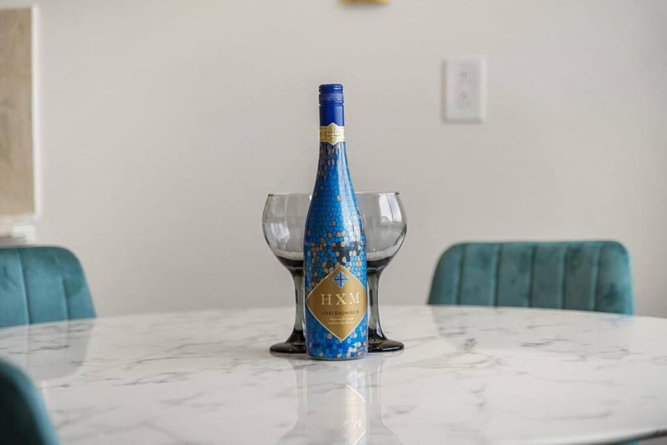 Charming 2BR Coastal Getaway in Pacifica Apartment in Pacifica