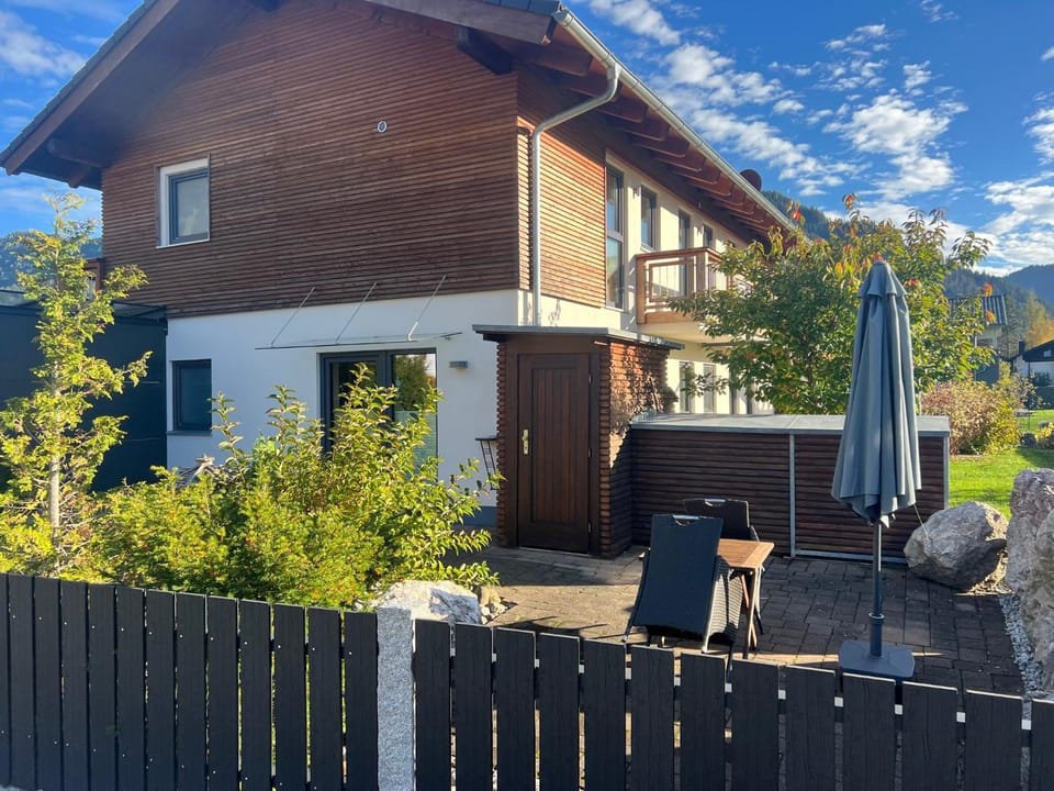 Property building, Balcony/Terrace