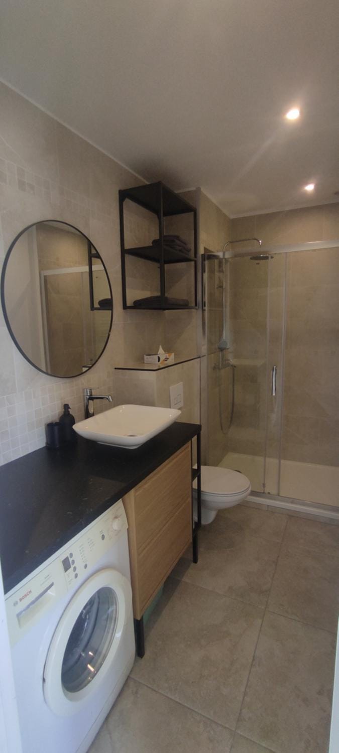 Shower, Bathroom, washing machine