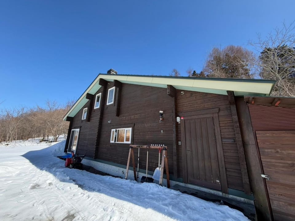 large log cabin 桜 Cabin in Hokkaido Prefecture