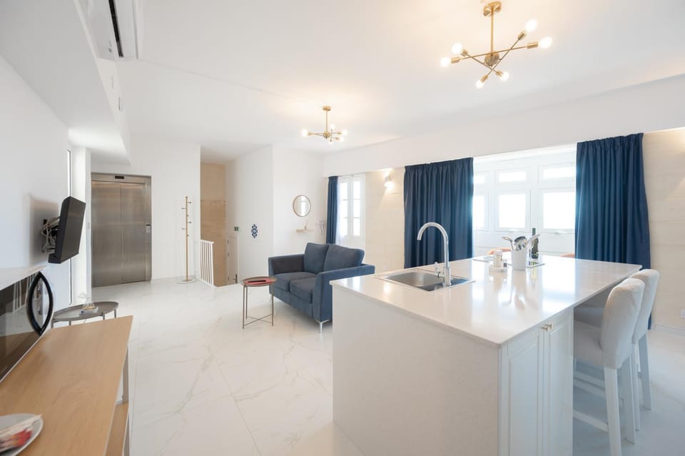 Living room, kitchen
