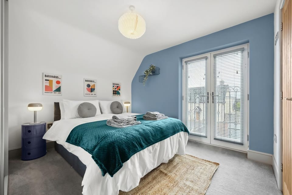 Balcony/Terrace, Bedroom, wardrobe
