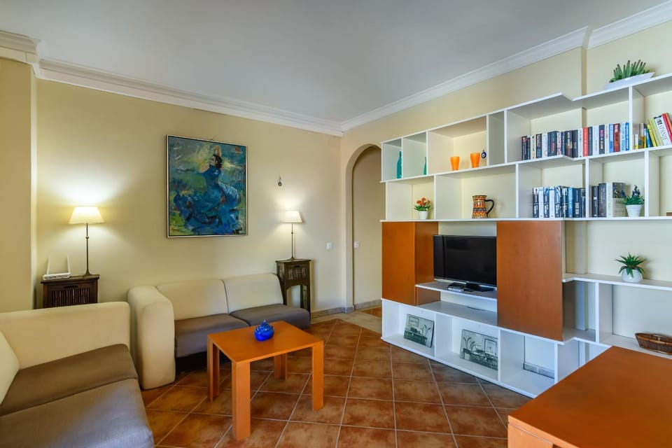 Communal lounge/ TV room, Living room