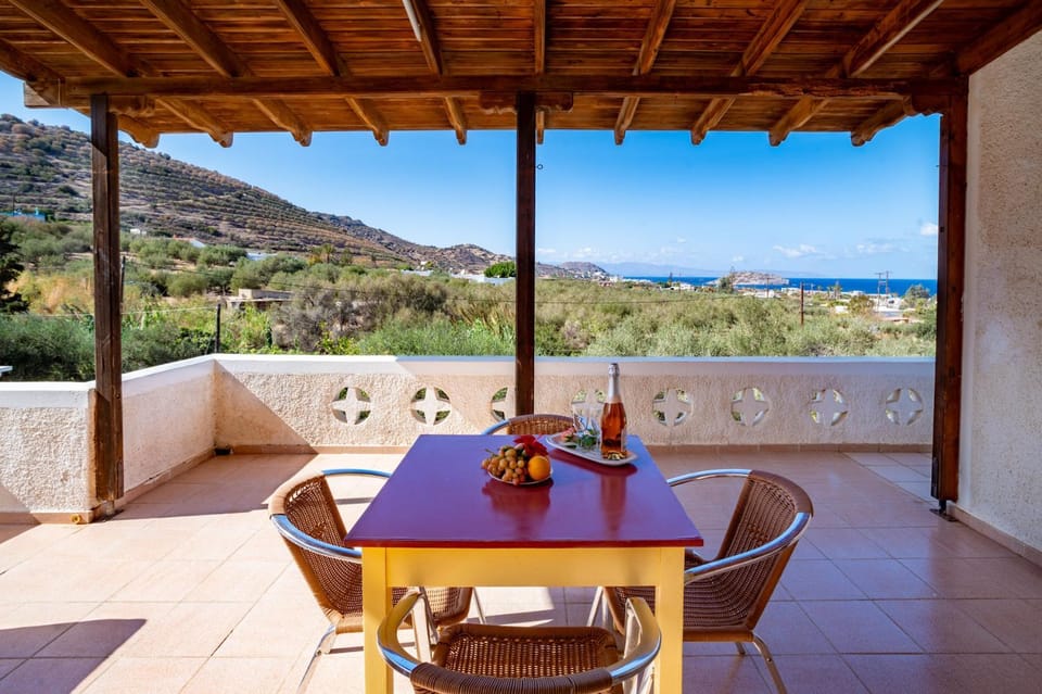View (from property/room), Balcony/Terrace