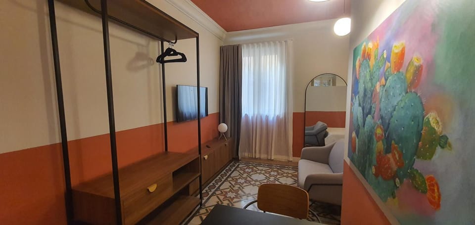 Seating area, wardrobe