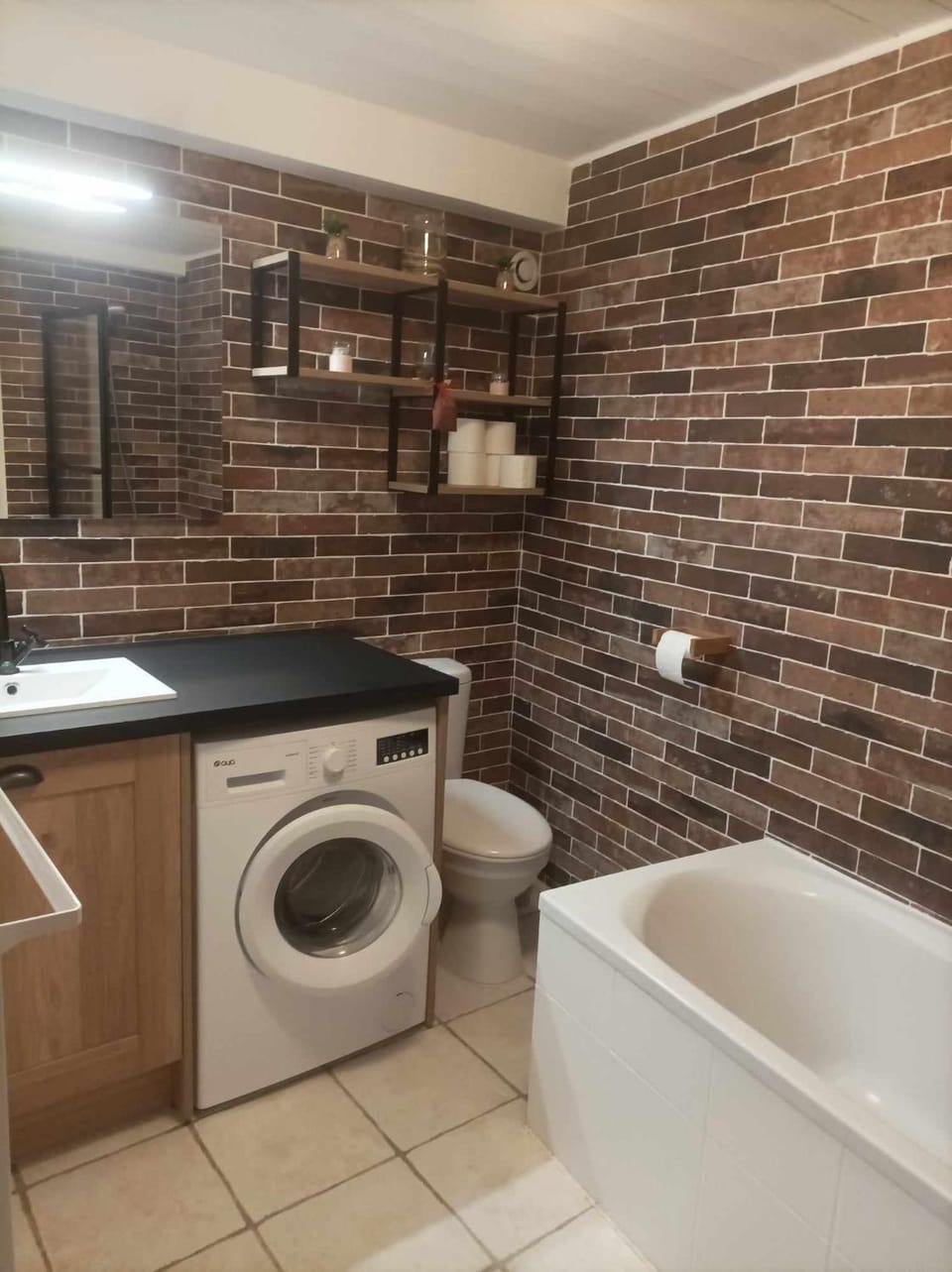 Bathroom, Bath, washing machine