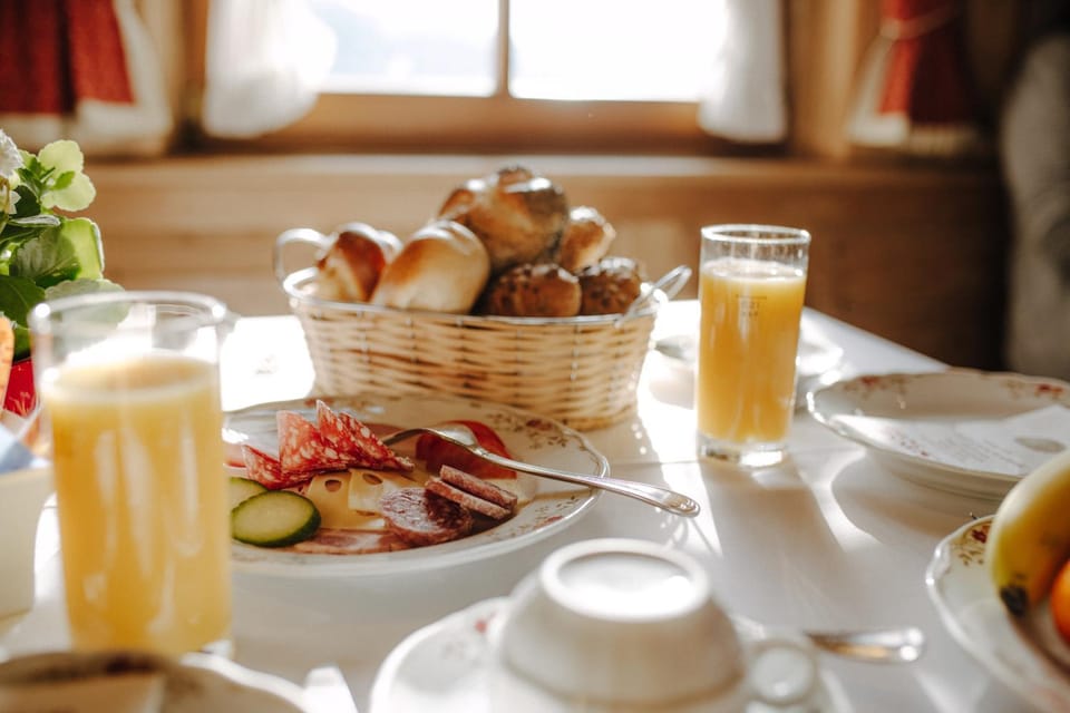 Restaurant/places to eat, Breakfast